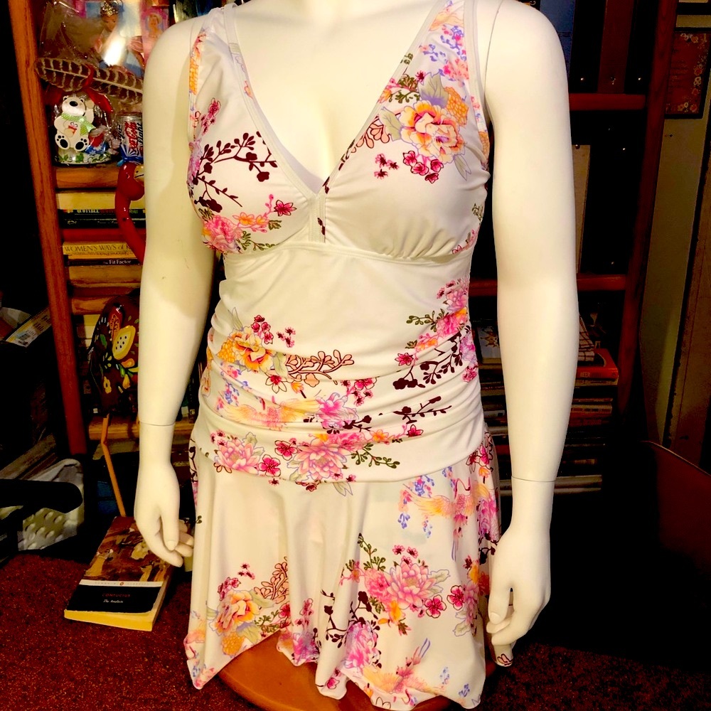 NWT Cocopear White Floral Swimsuit with Skirt